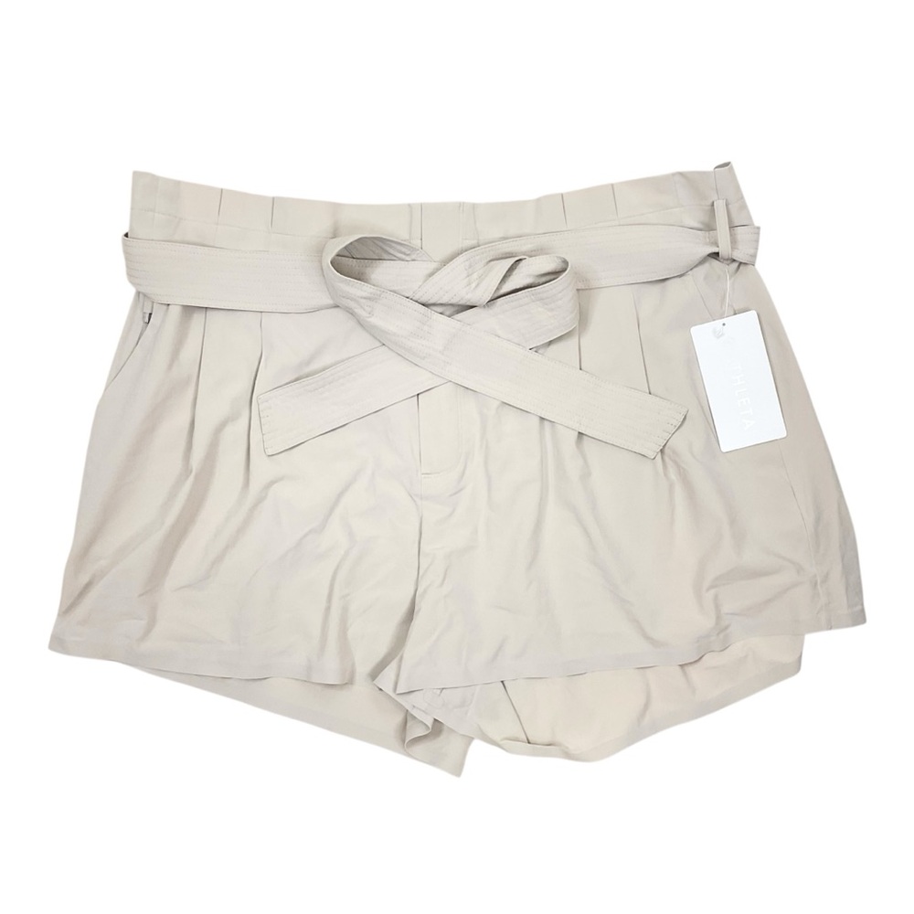 Athleta Skyline Shorts II Tan/Khaki Size 22